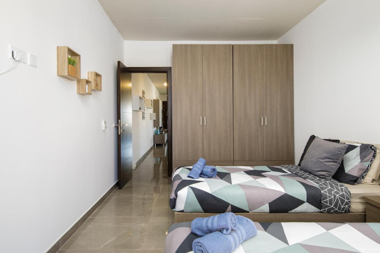Hilltop Apartments - Stylish Comfort Living Close To The Sea, Bugibba Bahía de San Pablo Exterior foto