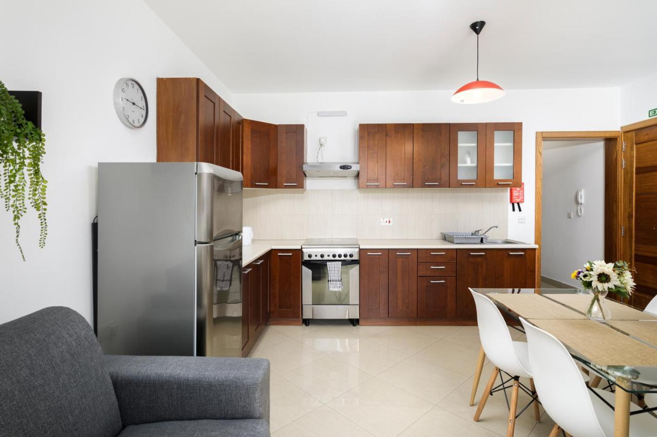 Hilltop Apartments - Stylish Comfort Living Close To The Sea, Bugibba Bahía de San Pablo Exterior foto